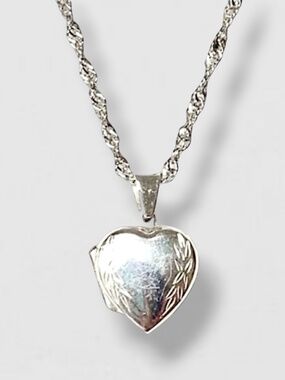 Necklace Heart Shaped 925 Sterling Silver OPENS